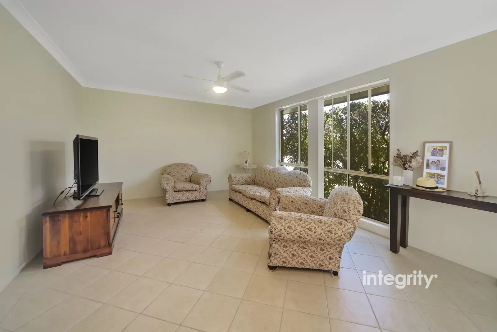 13 Blue Gum Way, North Nowra Sold by Integrity Real Estate - image 5