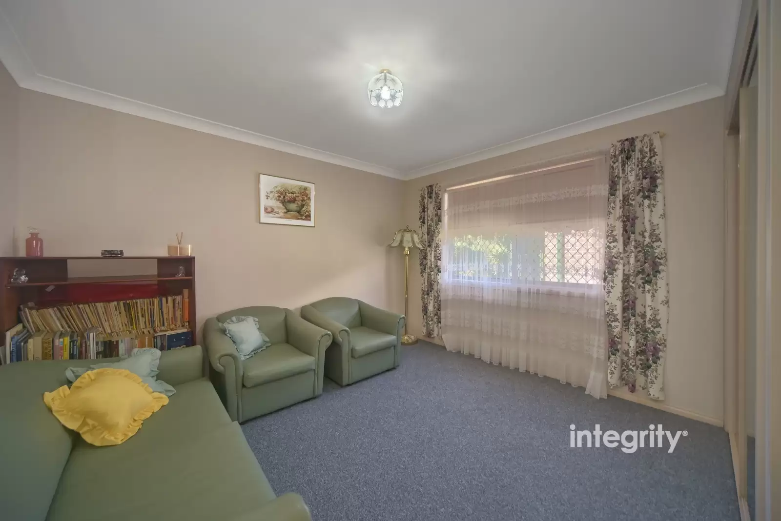 8/56 Brinawarr Street, Bomaderry Sold by Integrity Real Estate - image 7