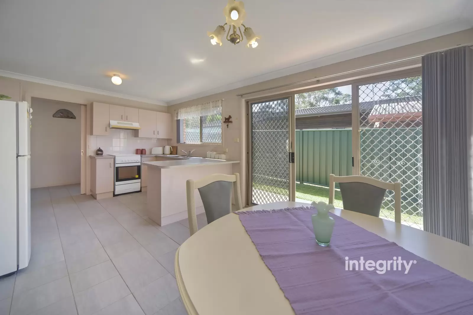 8/56 Brinawarr Street, Bomaderry Sold by Integrity Real Estate - image 4