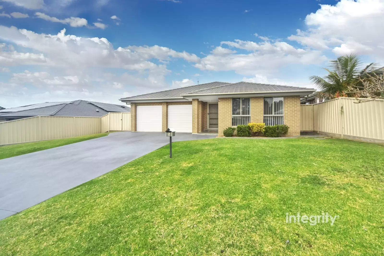 5 Caladenia Crescent, South Nowra Sold by Integrity Real Estate - image 1