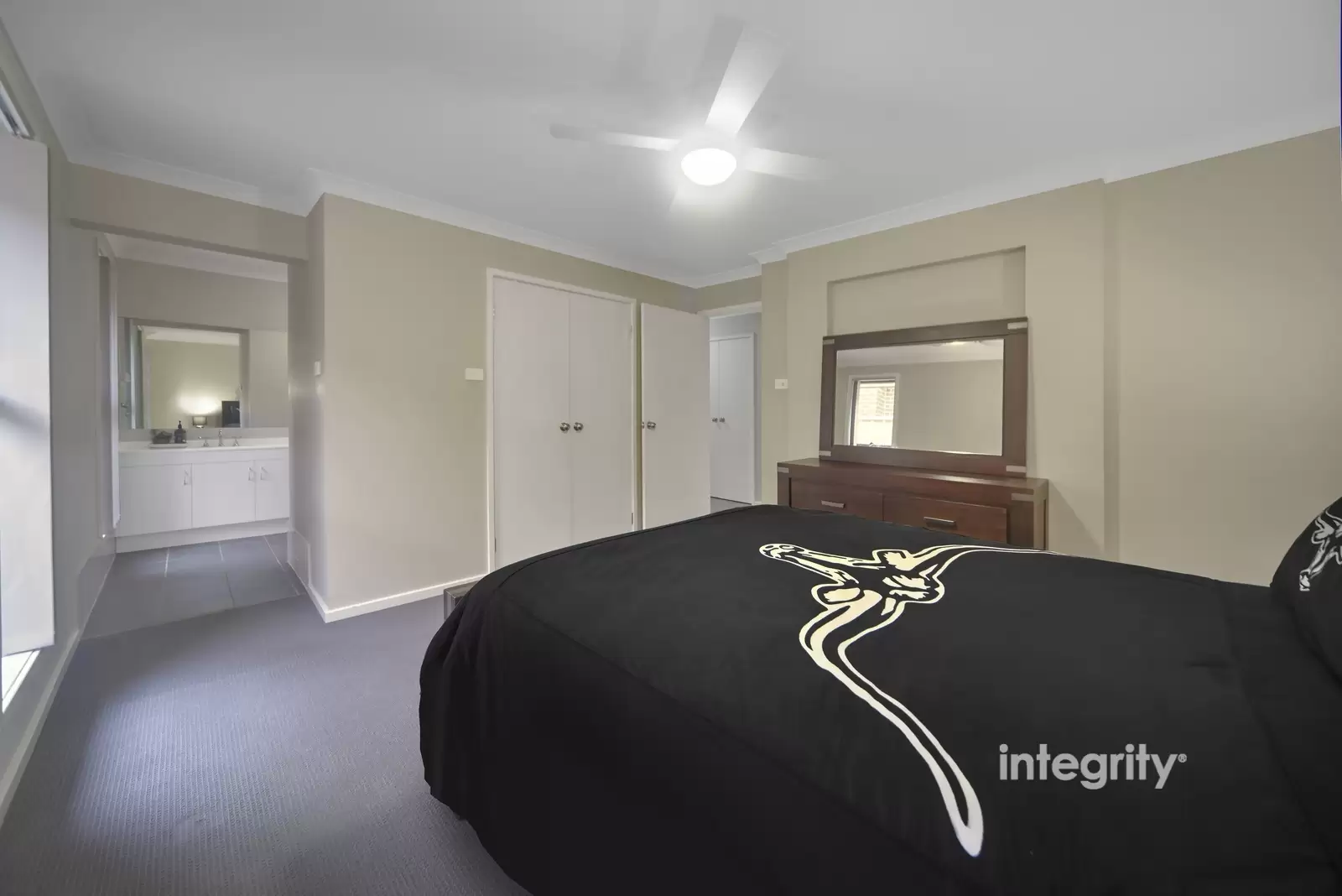 5 Caladenia Crescent, South Nowra Sold by Integrity Real Estate - image 3