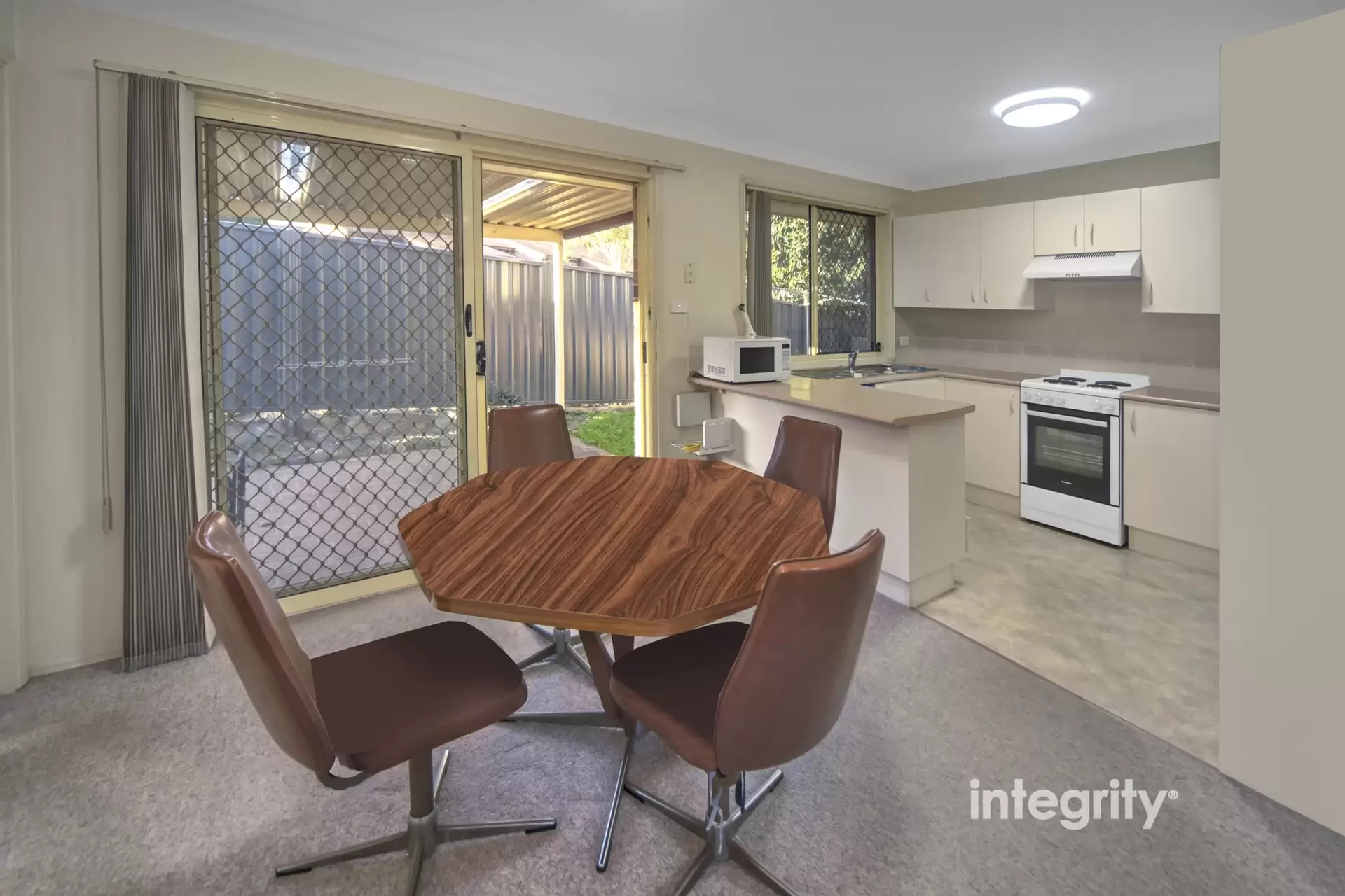 4/67 Brinawarr Street, Bomaderry Sold by Integrity Real Estate - image 4