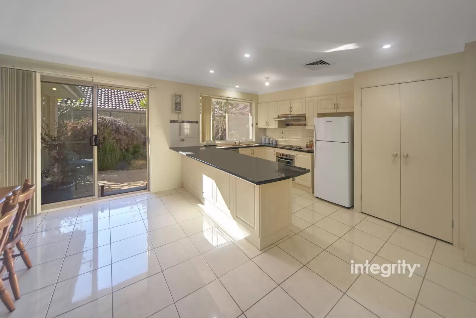 53 Sheraton Circuit, Bomaderry Sold by Integrity Real Estate - image 3
