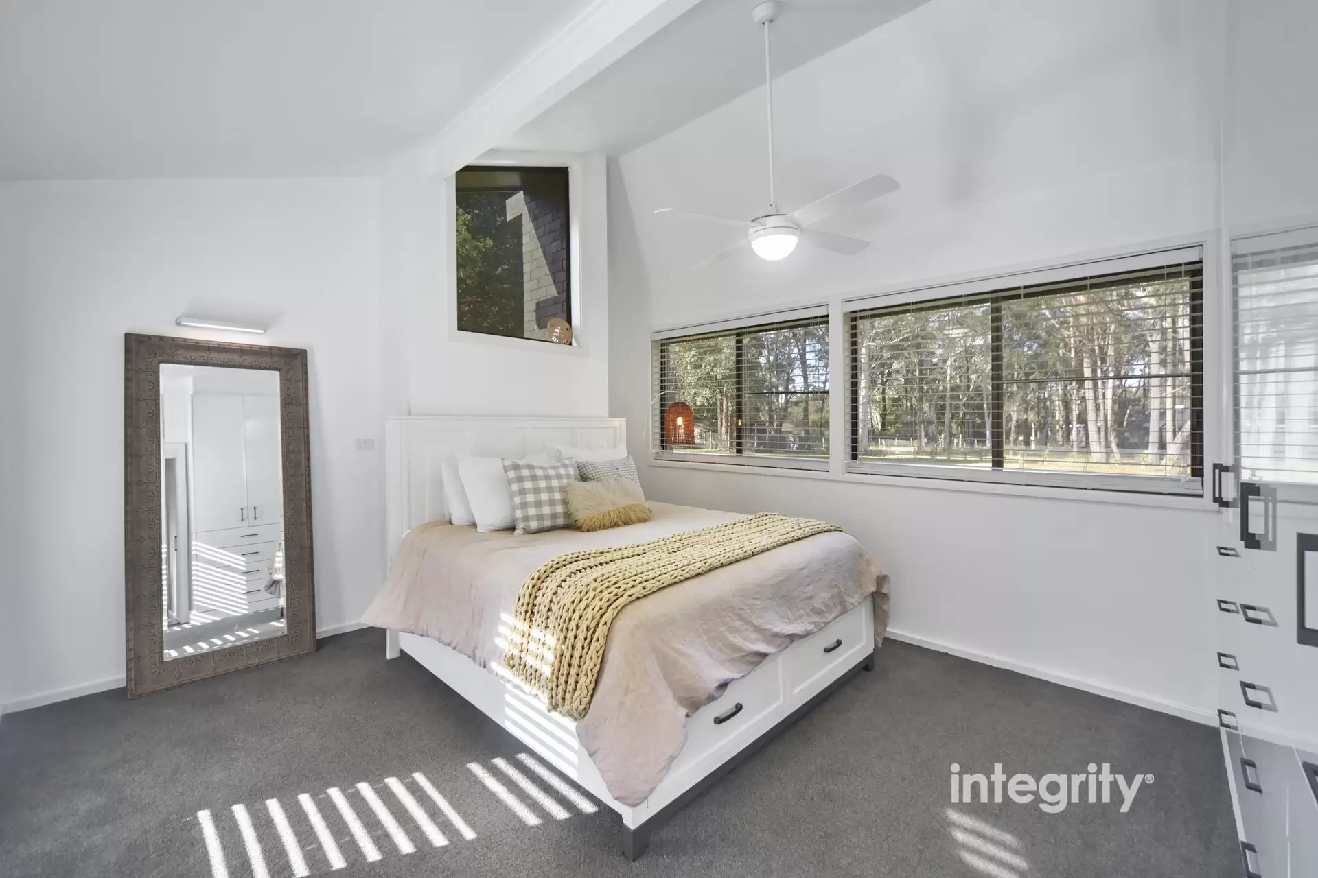 15 Old Woollamia Road, Falls Creek Sold by Integrity Real Estate - image 7