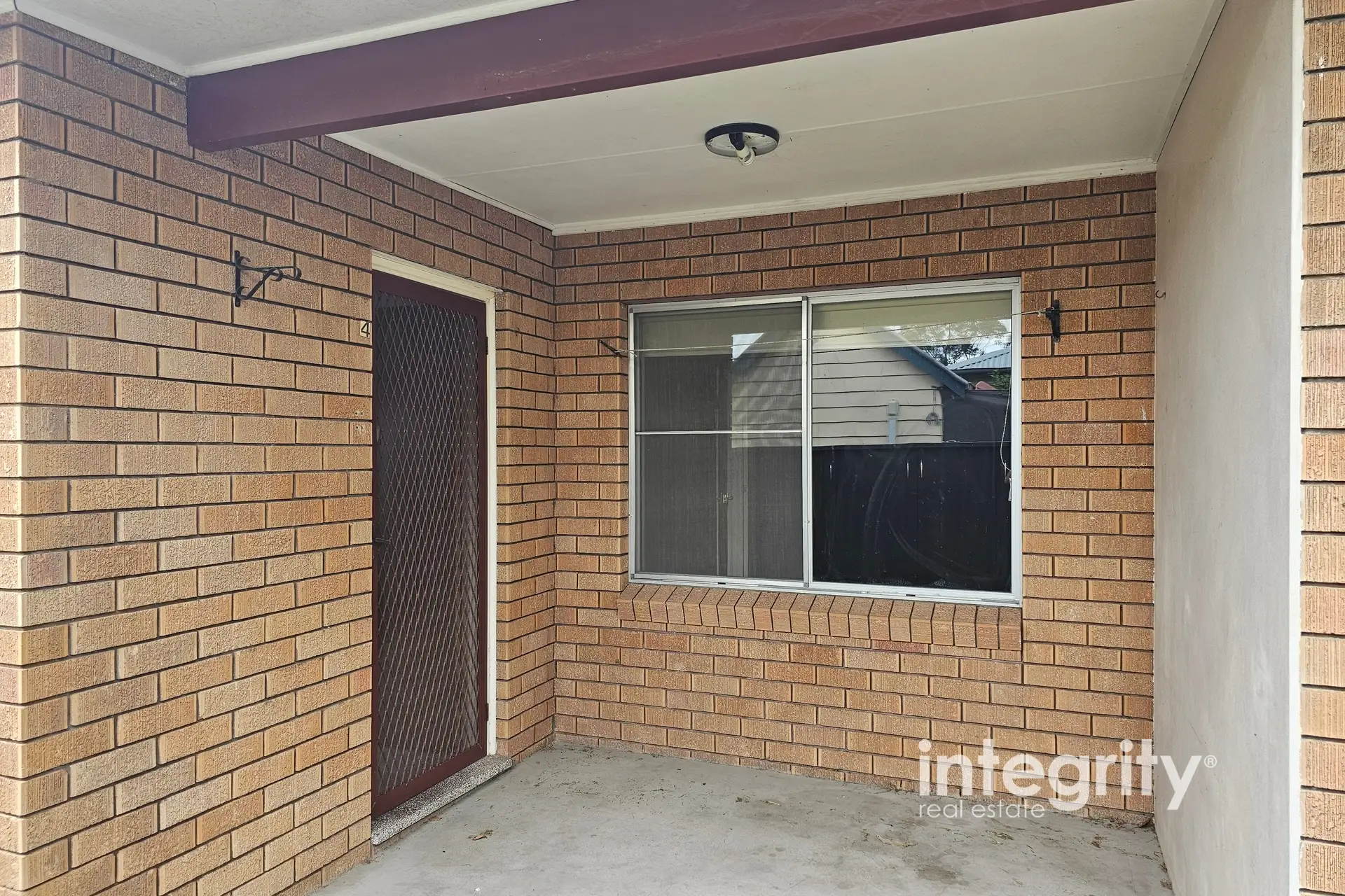 4/32 Birriley Street, Bomaderry Leased by Integrity Real Estate