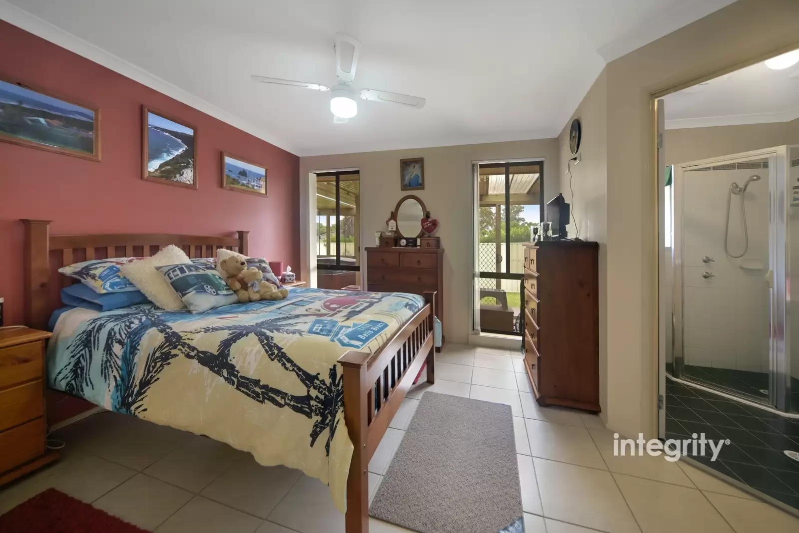 8 Carrington Park Drive, Nowra Sold by Integrity Real Estate - image 5