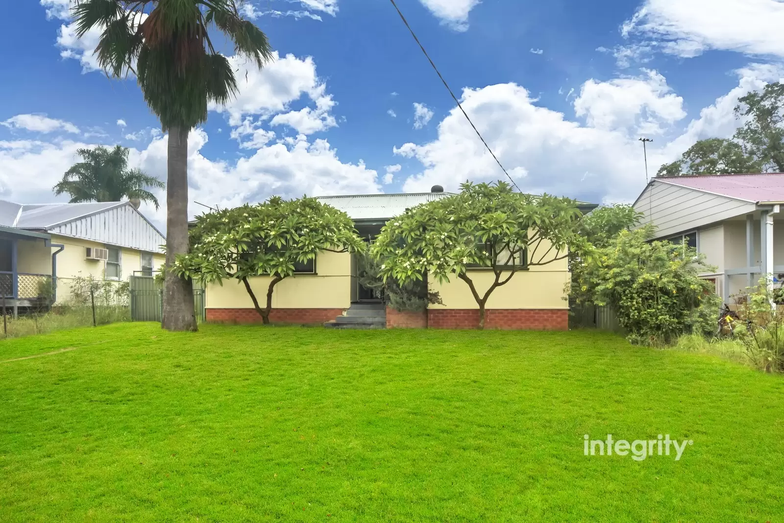 6 Knapp Avenue, Nowra For Sale by Integrity Real Estate
