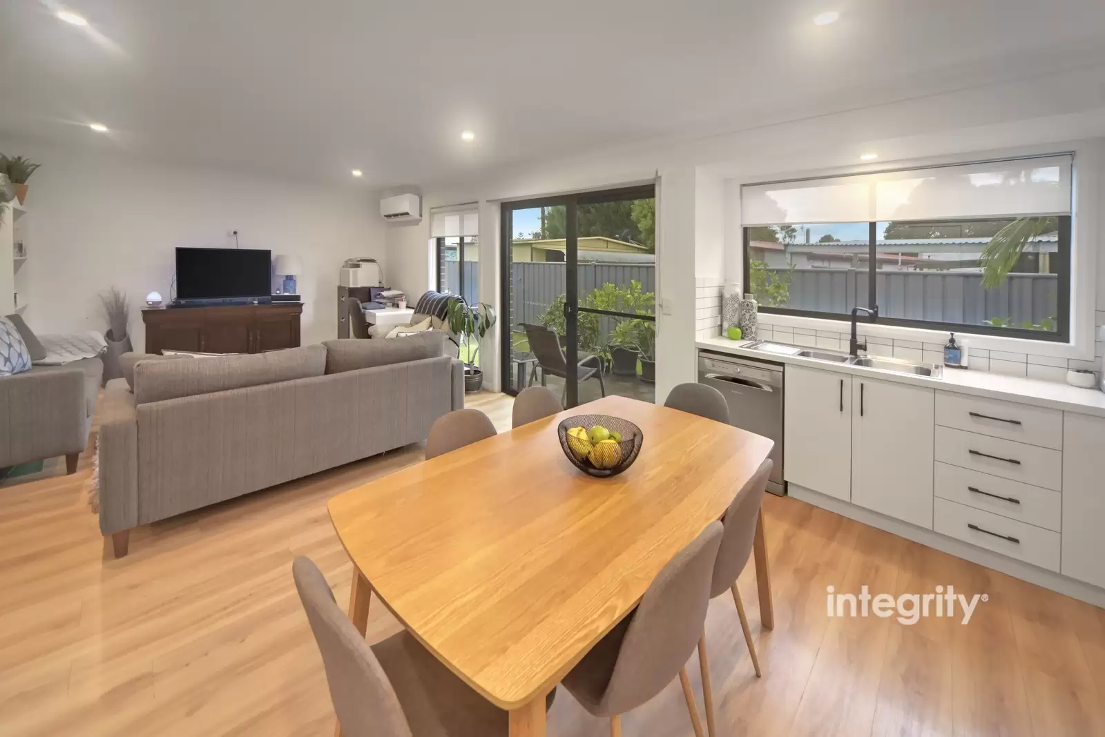 6/164 Illaroo Road, North Nowra Sold by Integrity Real Estate - image 3