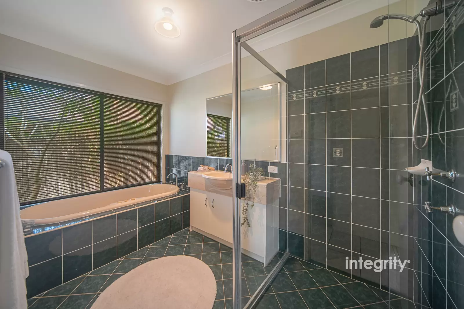 32 The Garden Walk, Worrigee Sold by Integrity Real Estate - image 11