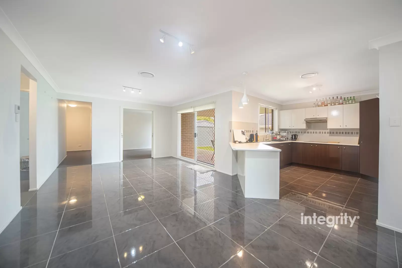 3 Hesperus Close, Nowra Sold by Integrity Real Estate - image 3