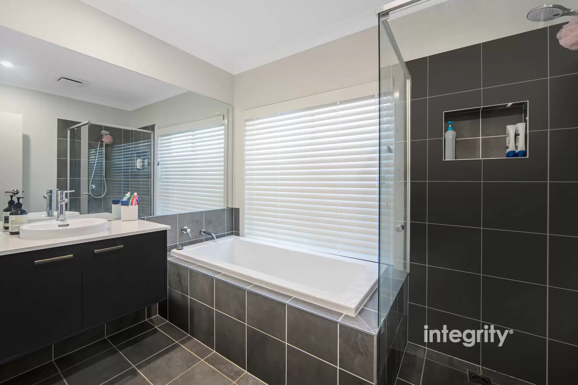 58 Caladenia Crescent, South Nowra Sold by Integrity Real Estate - image 8