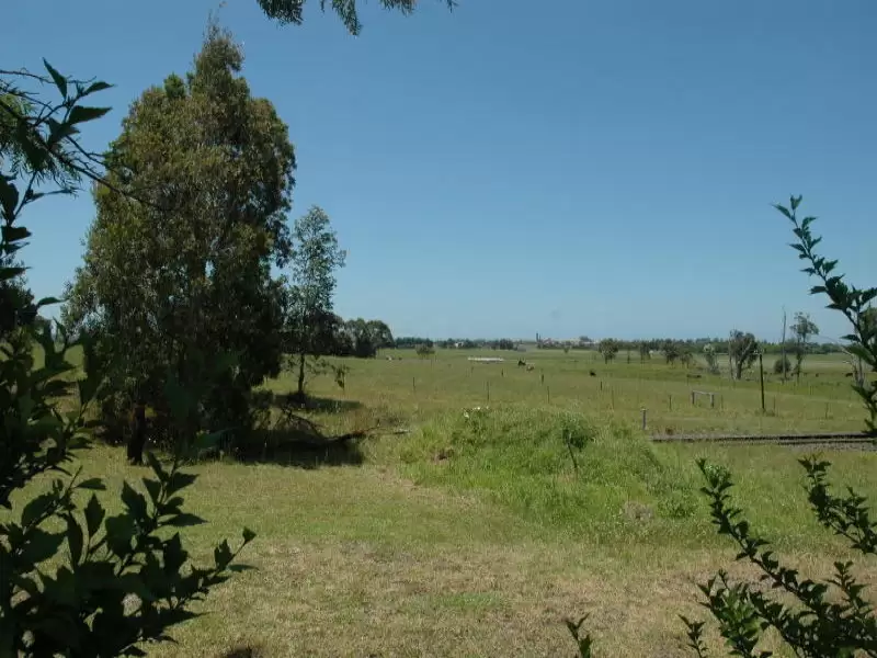 Bomaderry Sold by Integrity Real Estate - image 9