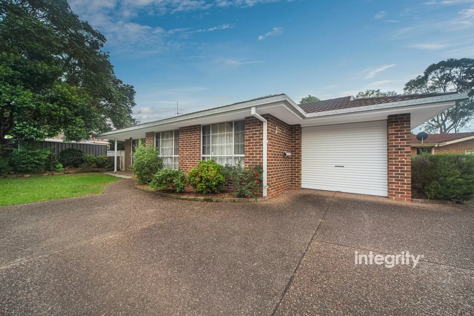 3/2 Brodie Close, Bomaderry For Sale by Integrity Real Estate - image 1