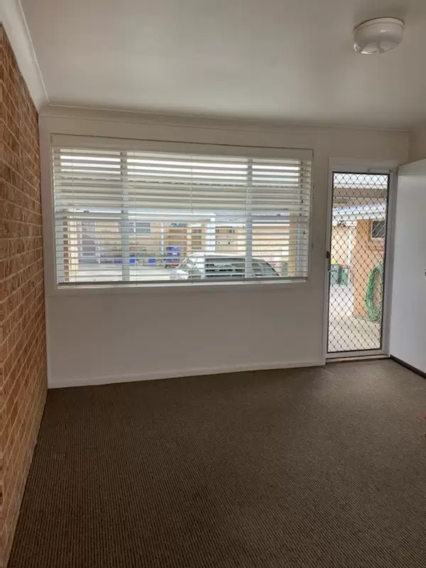 2/19 Coomea Street, Bomaderry Leased by Integrity Real Estate - image 3