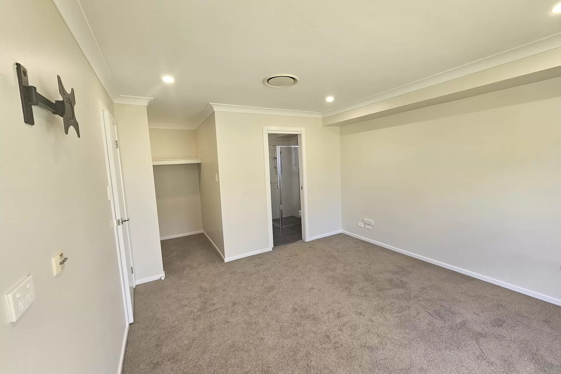 23 Bowerbird Street, South Nowra Leased by Integrity Real Estate - image 8