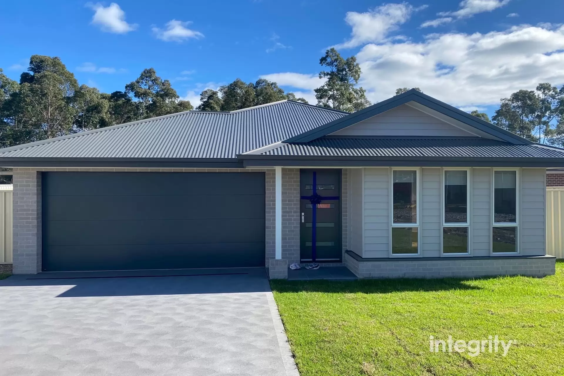 16 Aspromonte Drive, South Nowra For Lease by Integrity Real Estate