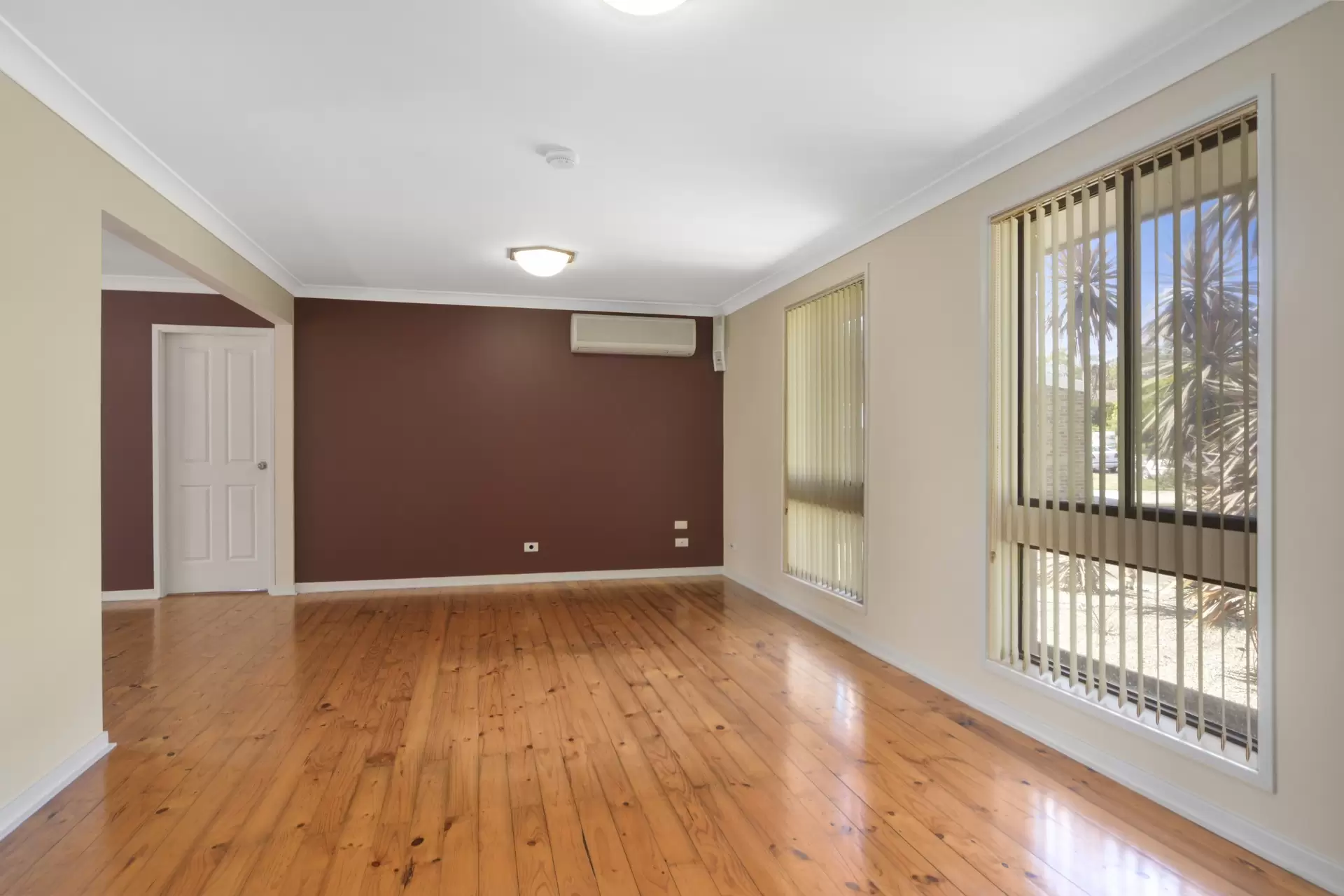 3 Fuchsia Crescent, Bomaderry Leased by Integrity Real Estate - image 2