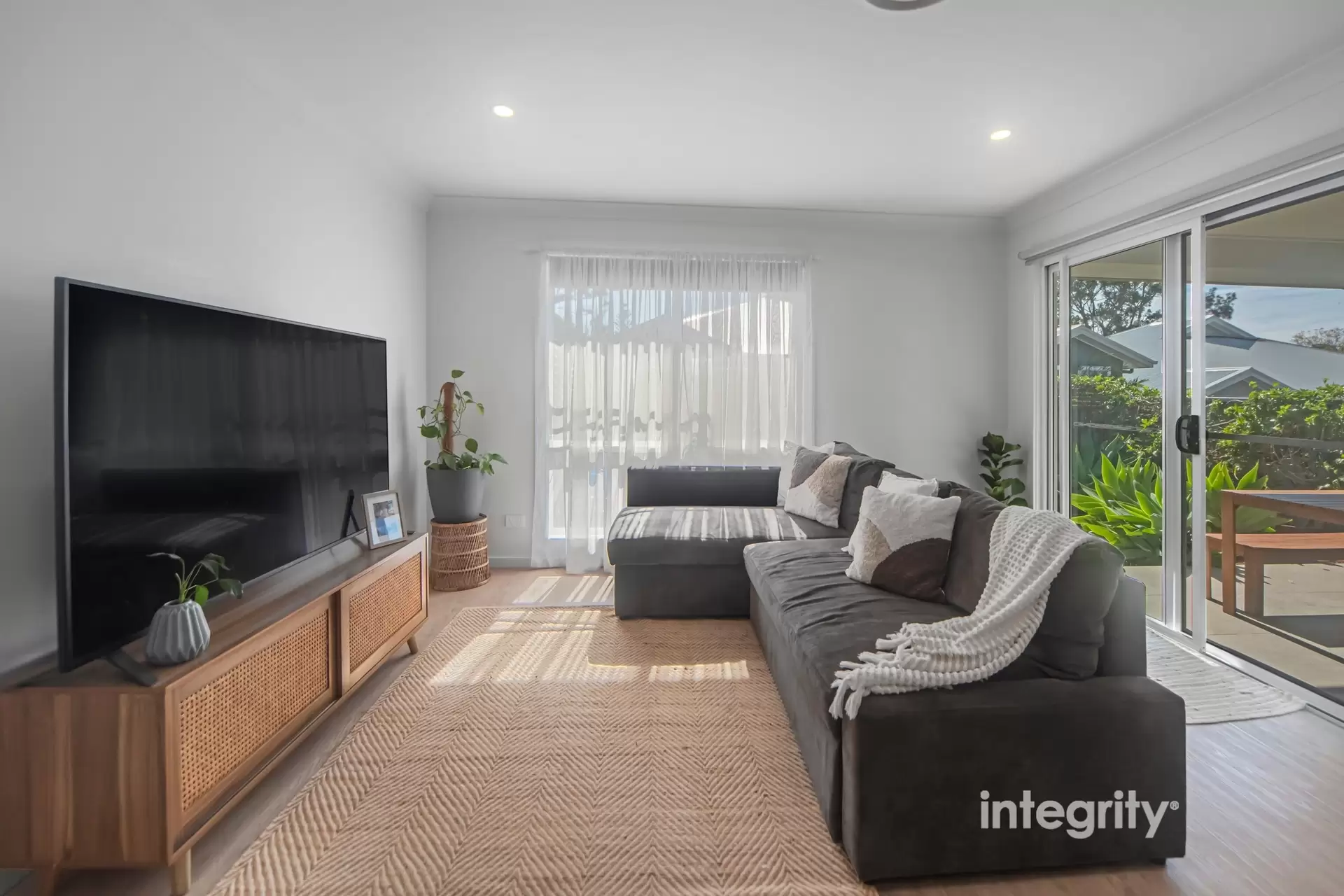 8/30 Cavanagh Lane, West Nowra For Sale by Integrity Real Estate - image 3