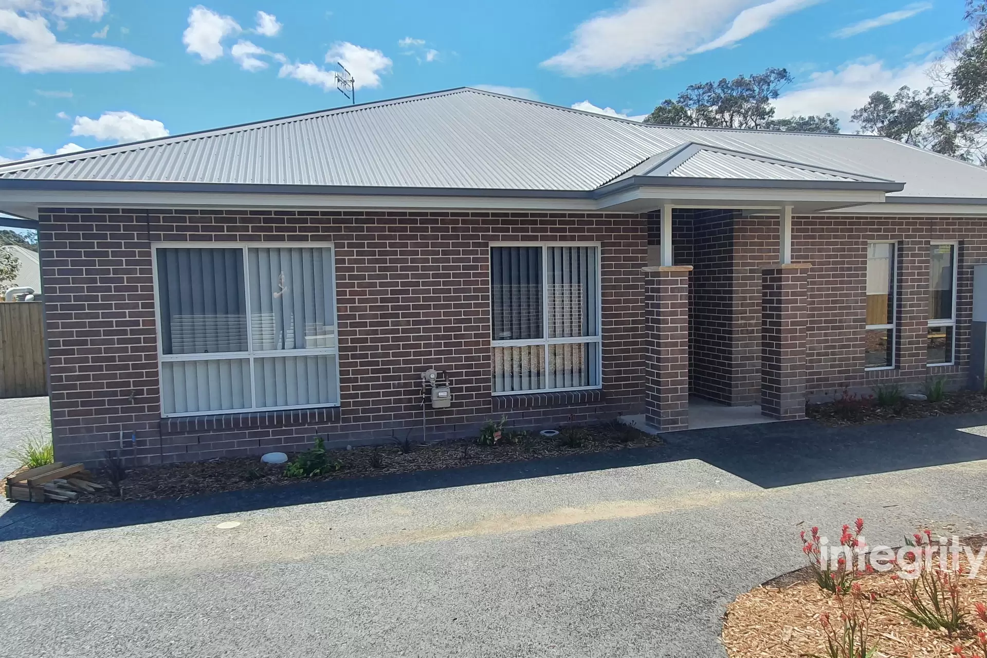 8/12 Federation Street, North Nowra For Lease by Integrity Real Estate - image 1