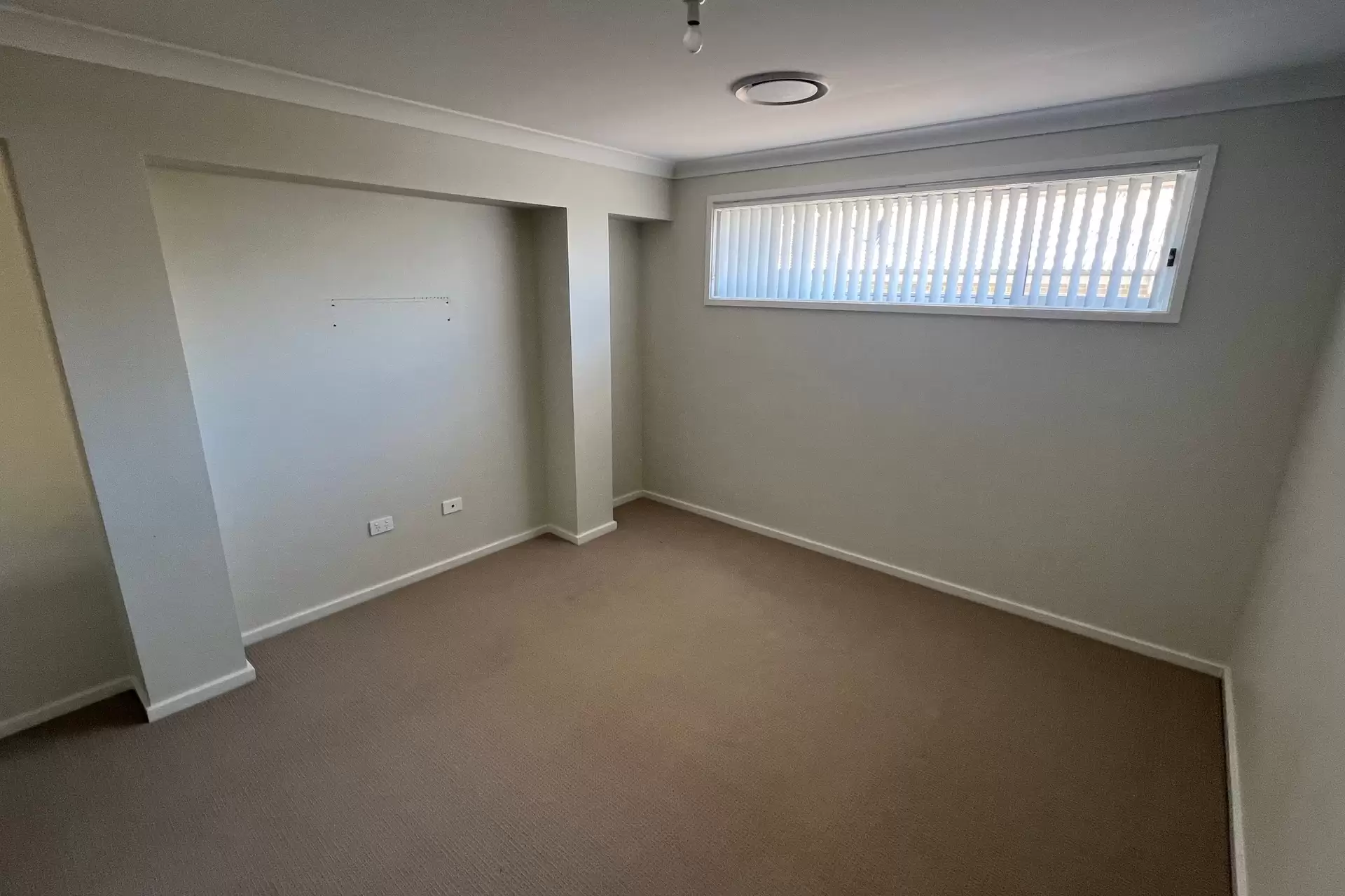 15 Caladenia Crescent, South Nowra For Lease by Integrity Real Estate - image 2