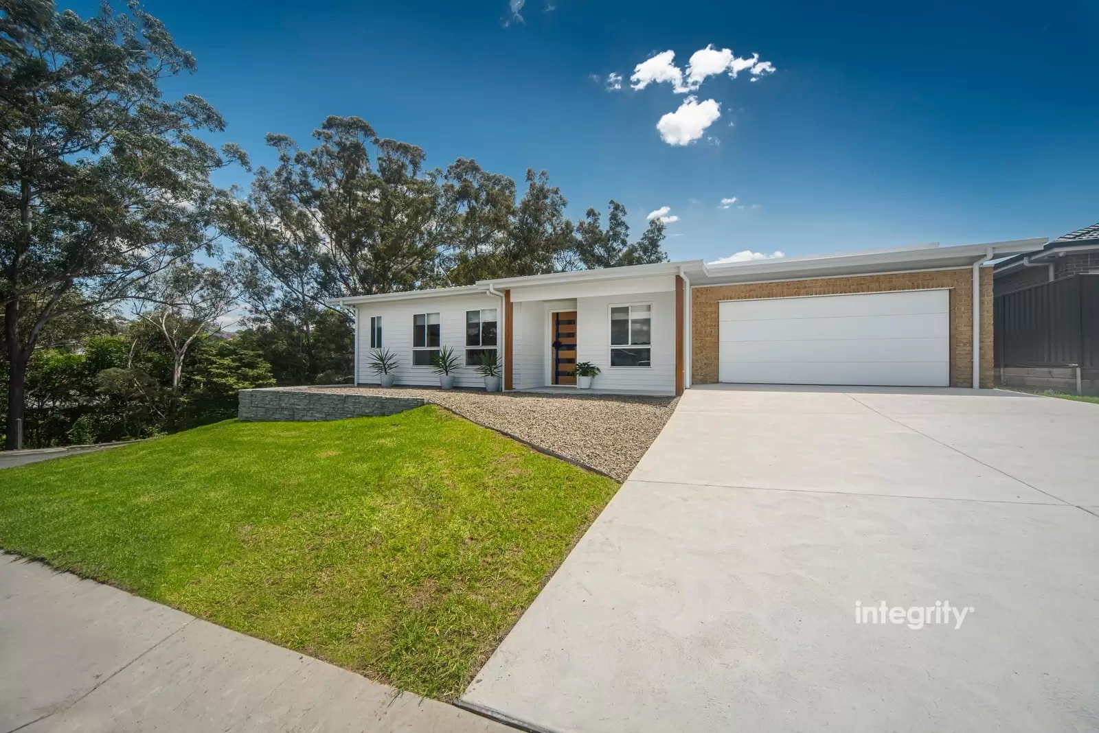 6 Burilla Close, Bomaderry For Sale by Integrity Real Estate