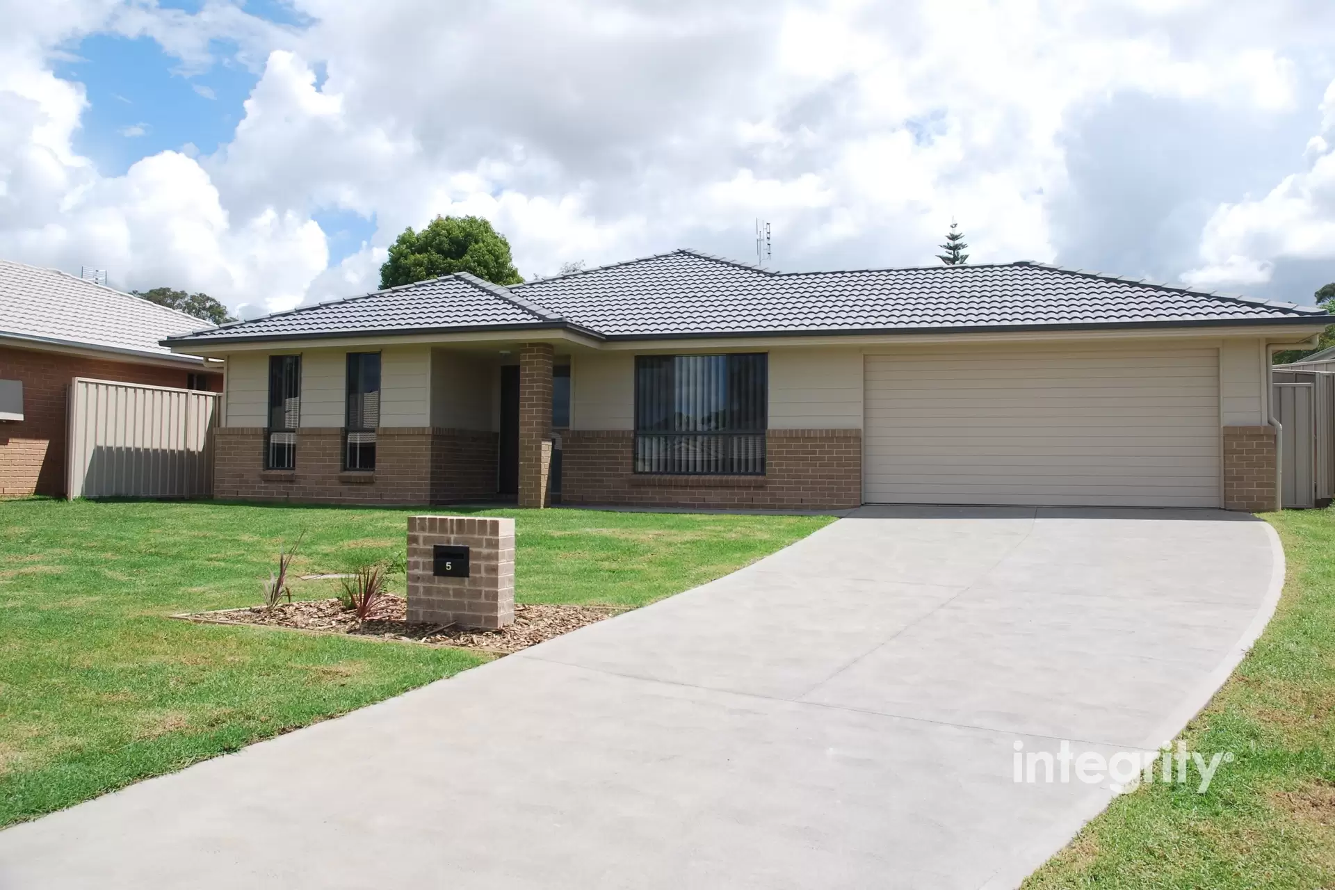 5 Doreen Court, West Nowra For Lease by Integrity Real Estate