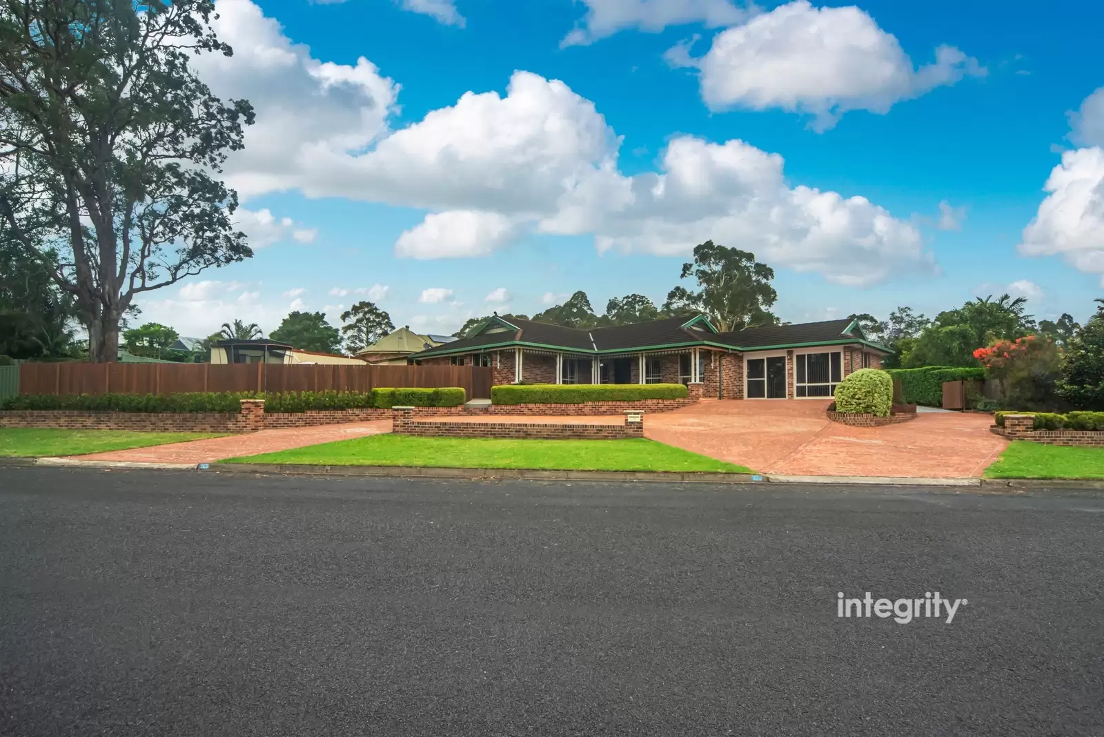 103 Lyndhurst Drive, Bomaderry For Sale by Integrity Real Estate