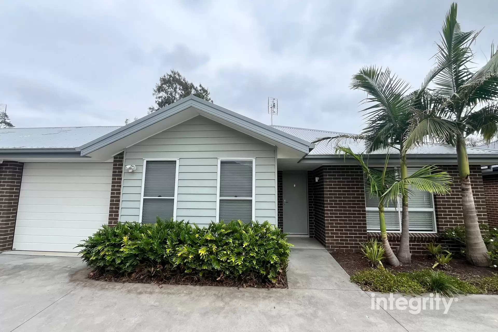 8/50 Isa Road, Worrigee For Lease by Integrity Real Estate