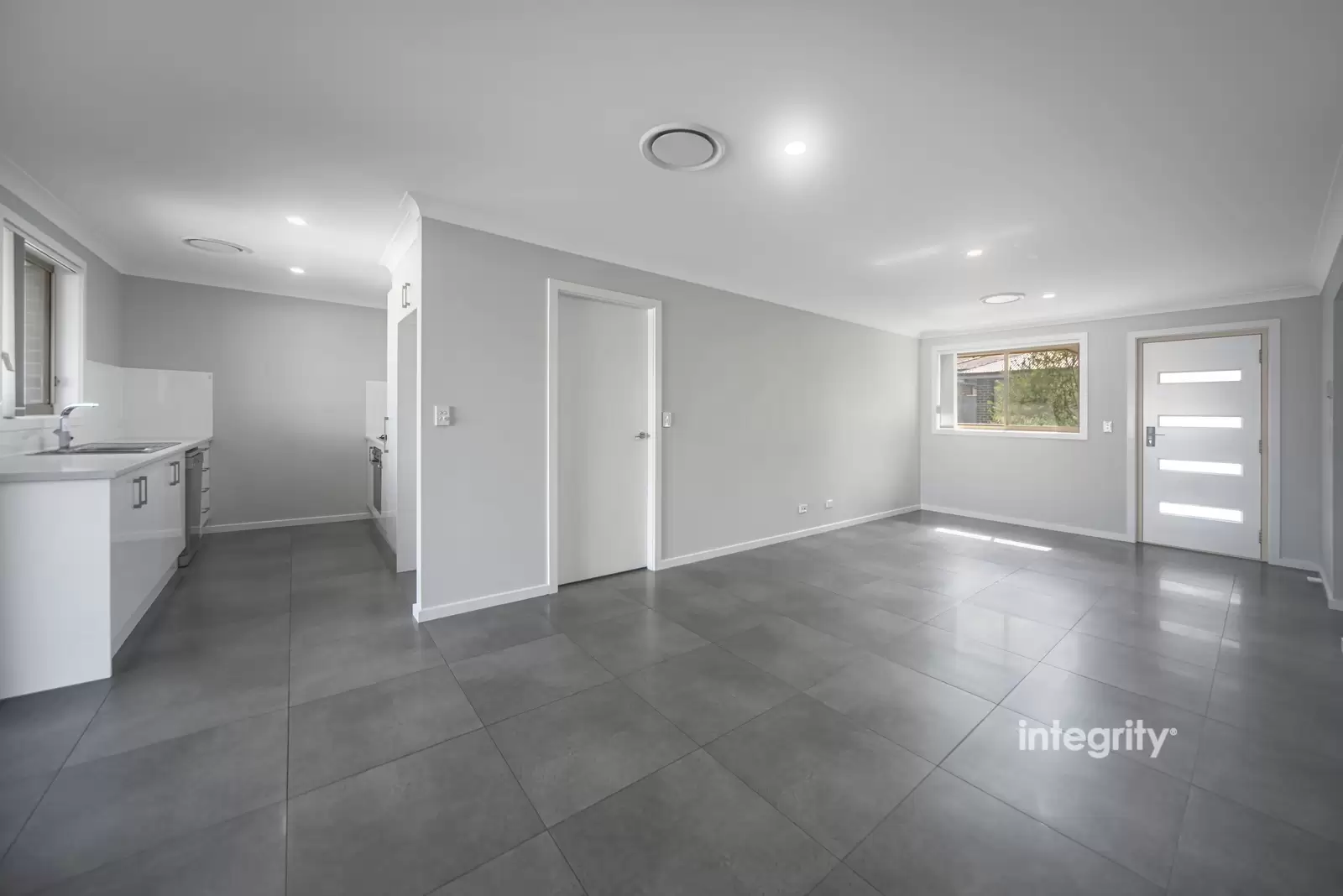 3/19 Sugarwood Road, Worrigee Sold by Integrity Real Estate - image 3