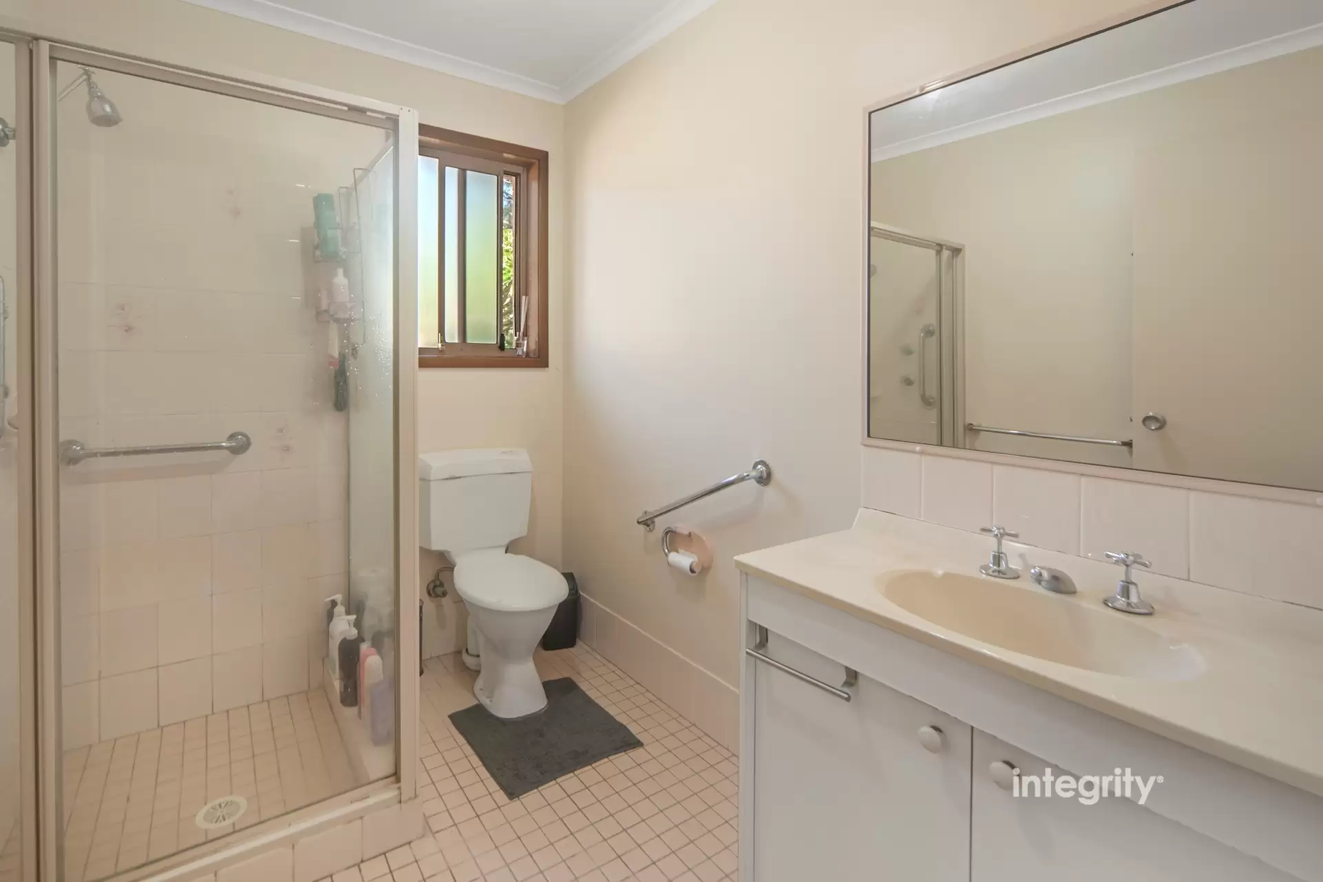 1/6 Carisbrooke Close, Bomaderry For Sale by Integrity Real Estate - image 7