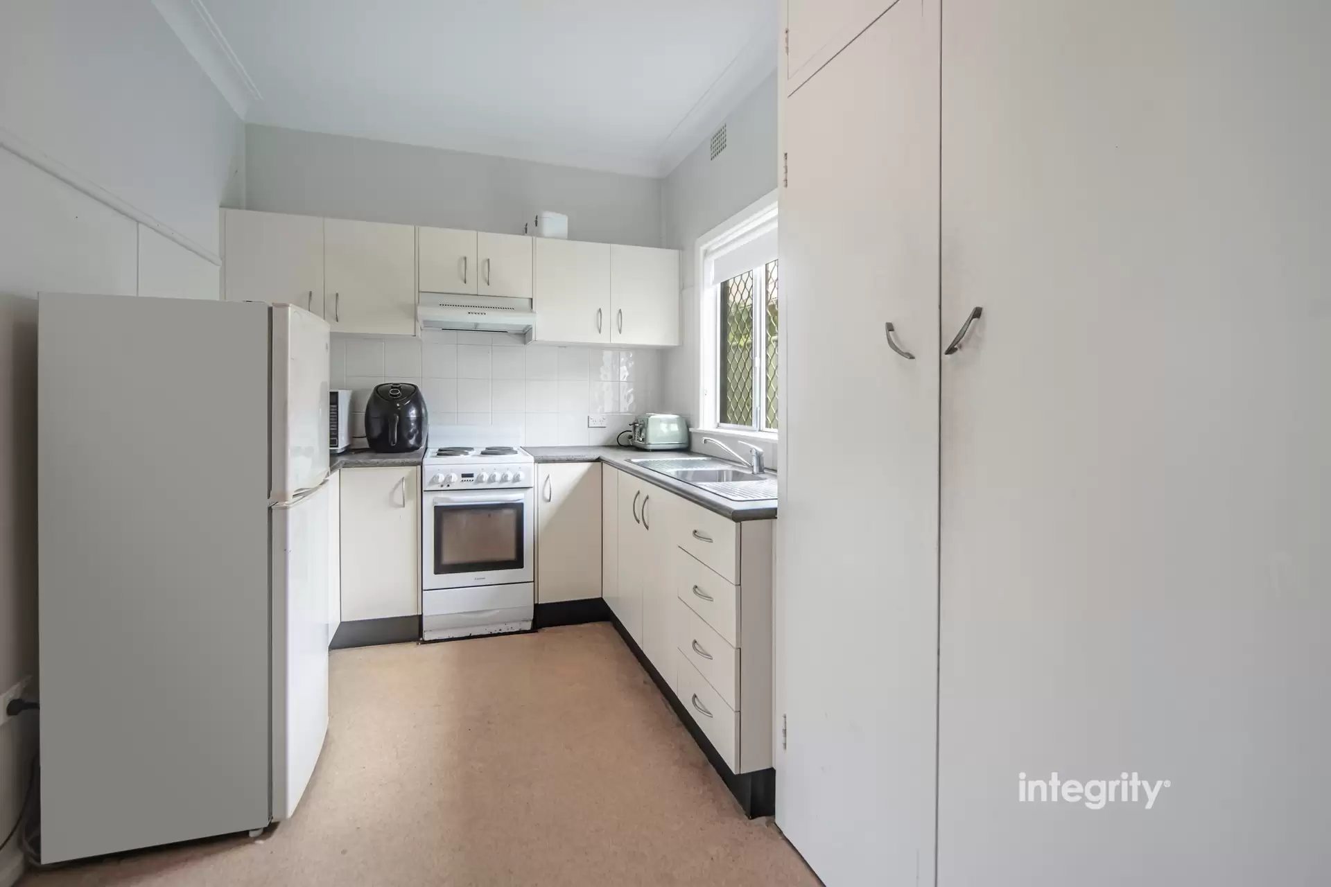 2 View Street, Nowra For Sale by Integrity Real Estate - image 3