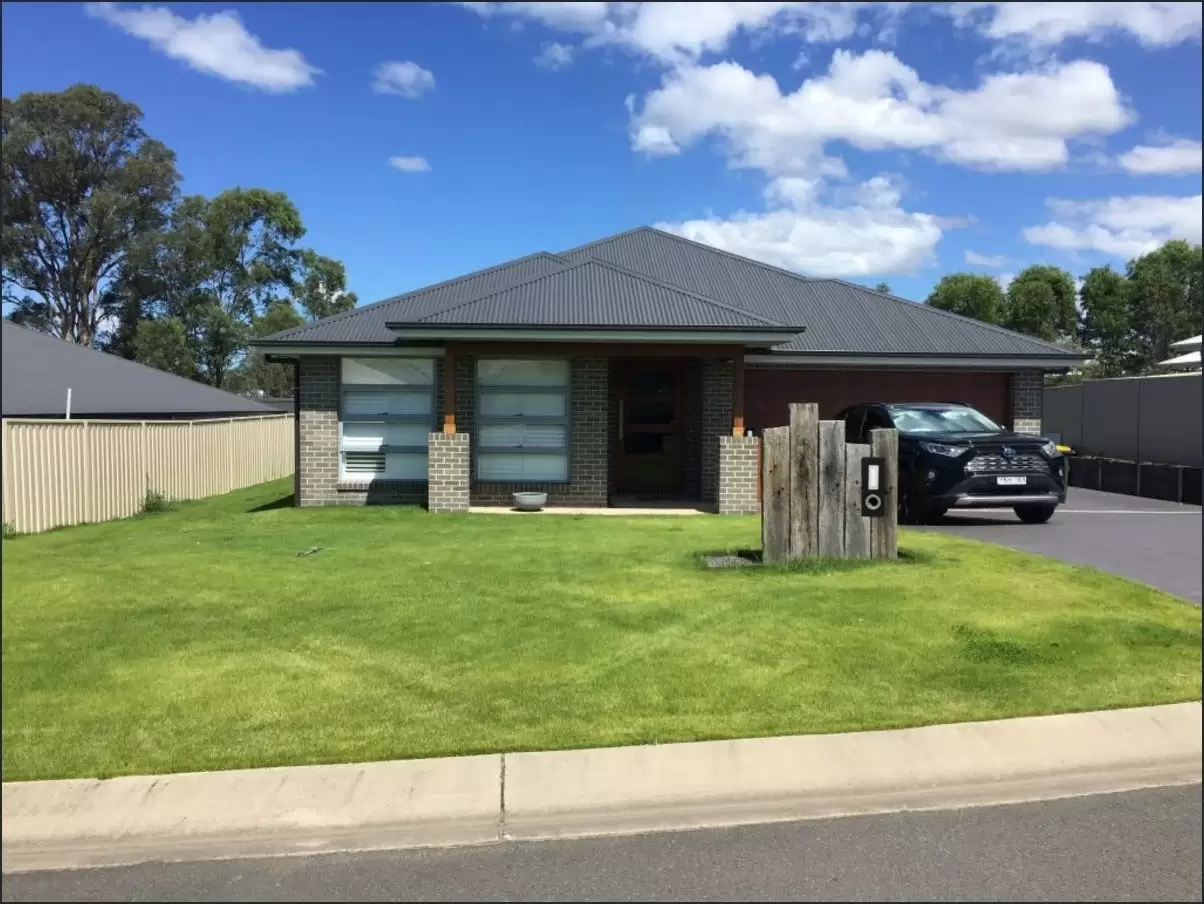 9 Curta Place, South Nowra For Lease by Integrity Real Estate