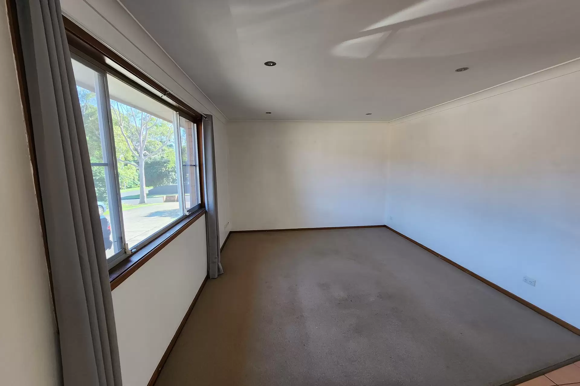 2/54 Bunberra Street, Bomaderry For Lease by Integrity Real Estate - image 5