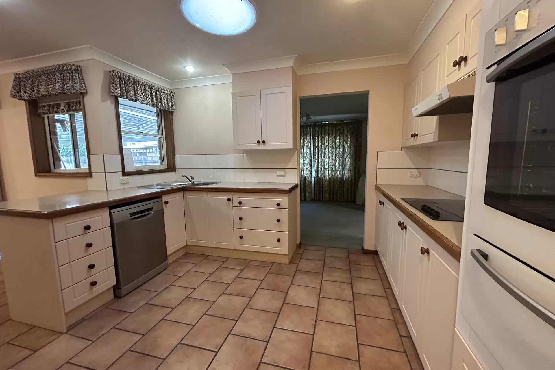 51 Lyrebird Drive, Nowra For Lease by Integrity Real Estate - image 7