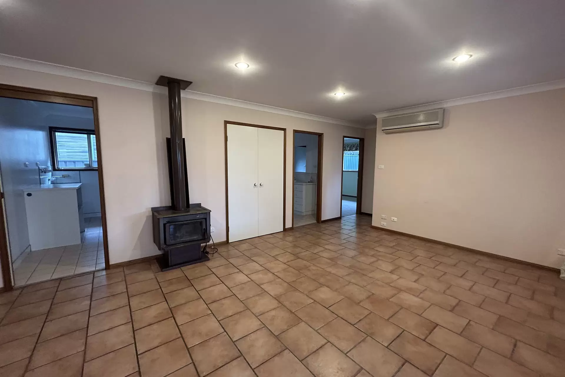 51 Lyrebird Drive, Nowra For Lease by Integrity Real Estate - image 4