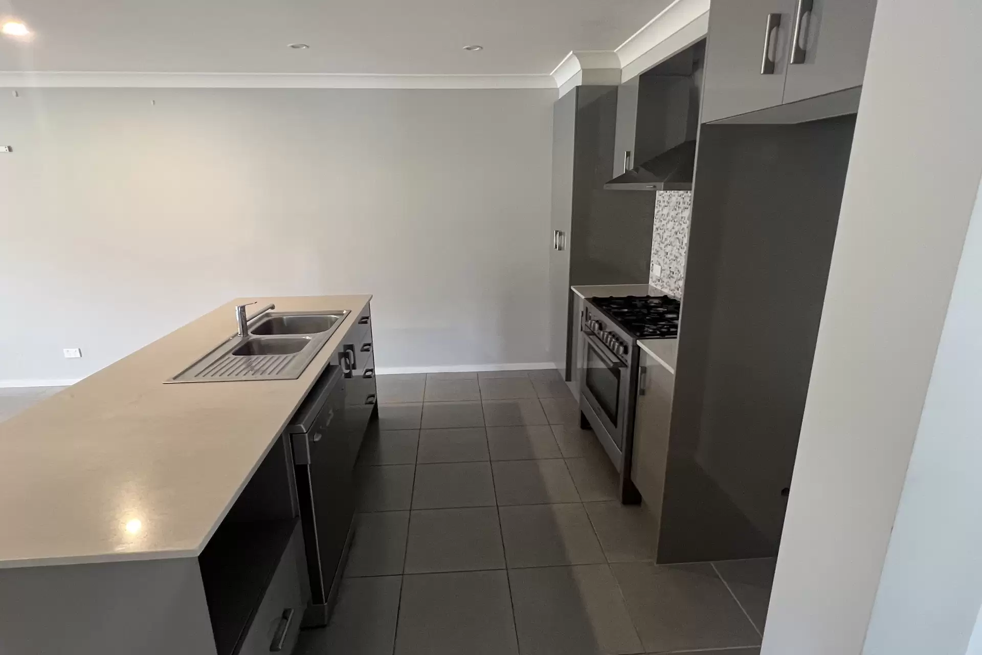 6 Turnstone Vista, South Nowra For Lease by Integrity Real Estate - image 3