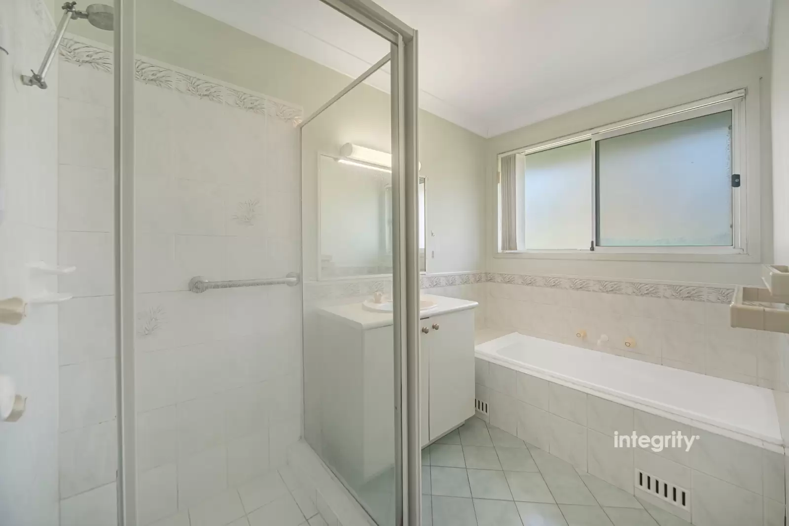 8/50 Hillcrest Avenue, South Nowra For Sale by Integrity Real Estate - image 7