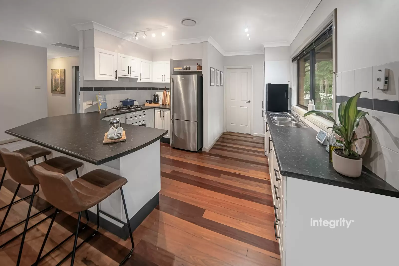 15 Mahogany Place, North Nowra For Sale by Integrity Real Estate - image 3