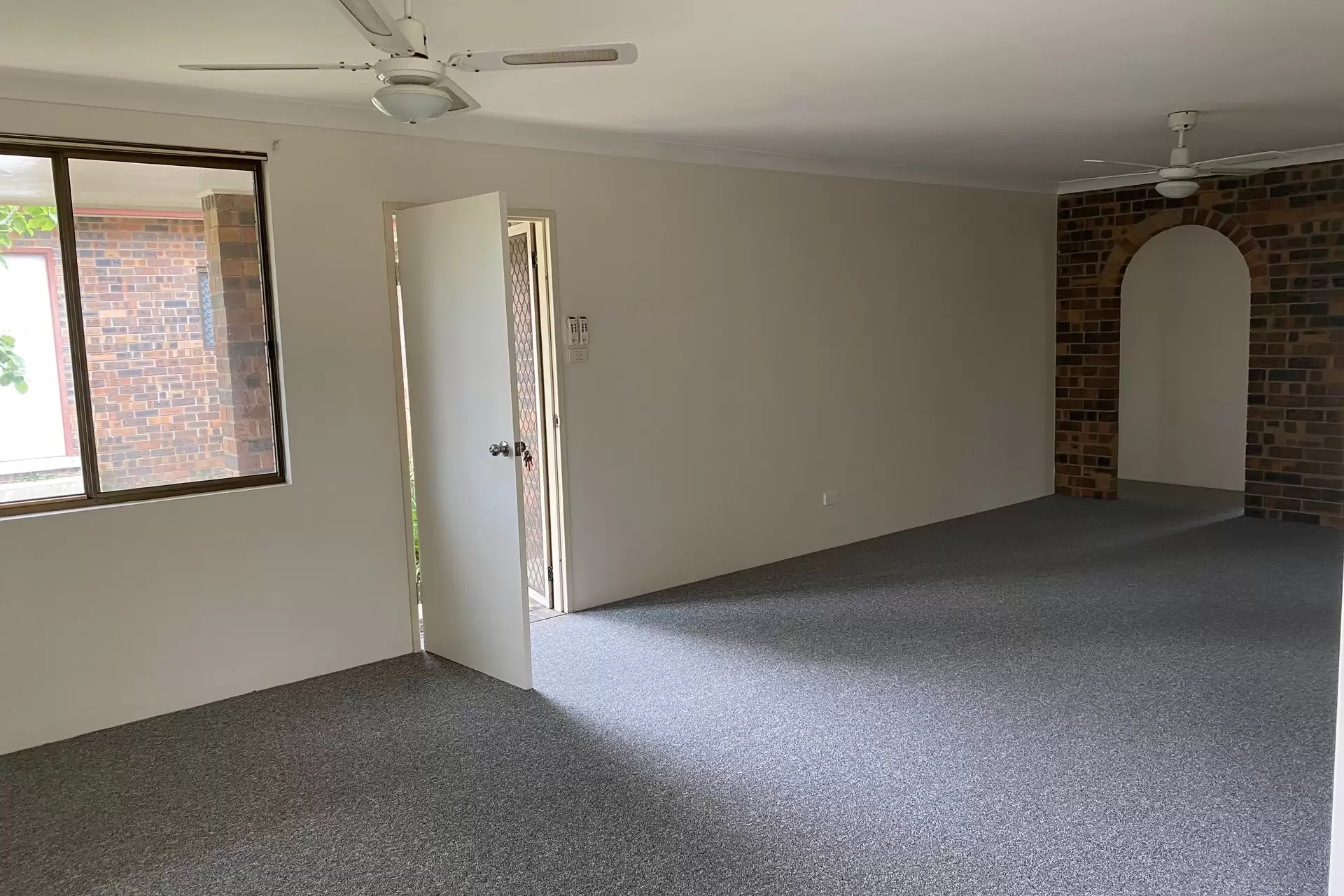 2/91 Pitt Street, North Nowra Leased by Integrity Real Estate - image 2