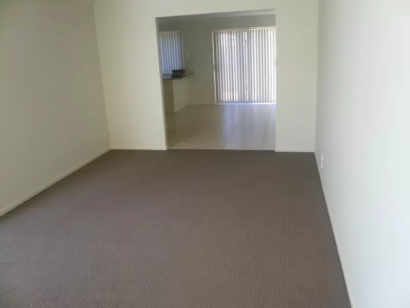 7/8 Meroo Road, Bomaderry For Lease by Integrity Real Estate - image 2