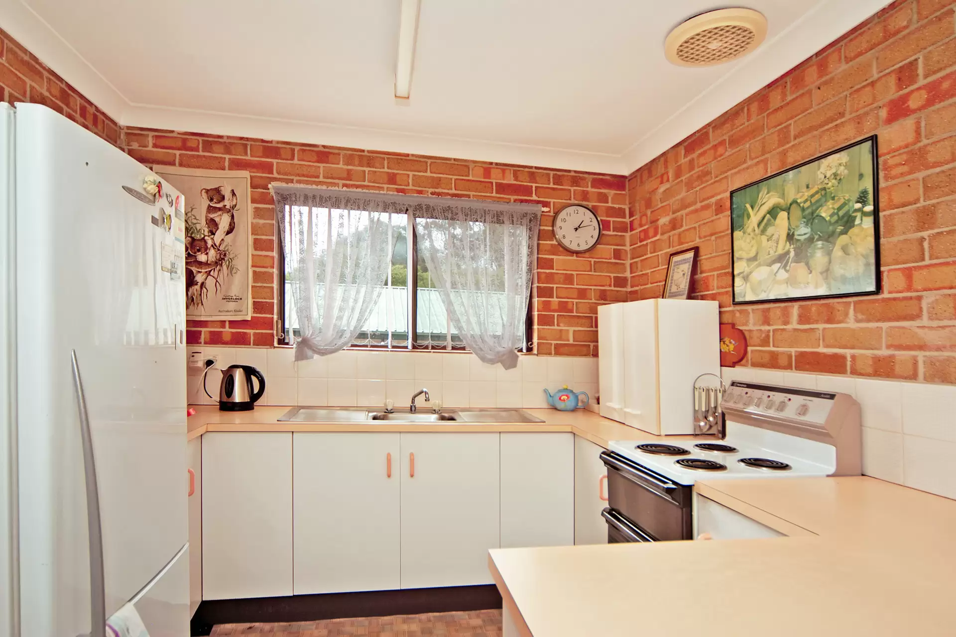 1/42 Lyndhurst Drive, Bomaderry For Lease by Integrity Real Estate - image 2