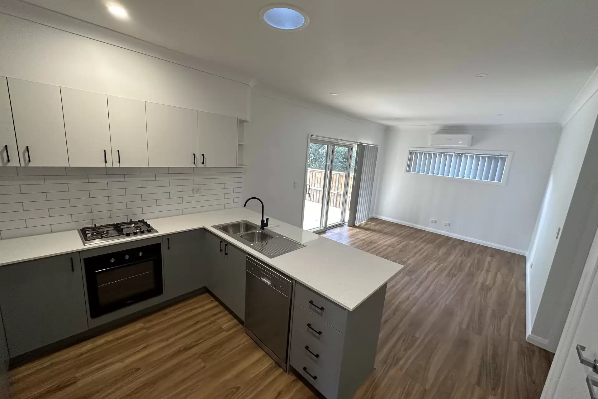5/12 Federation Place, North Nowra For Lease by Integrity Real Estate - image 3