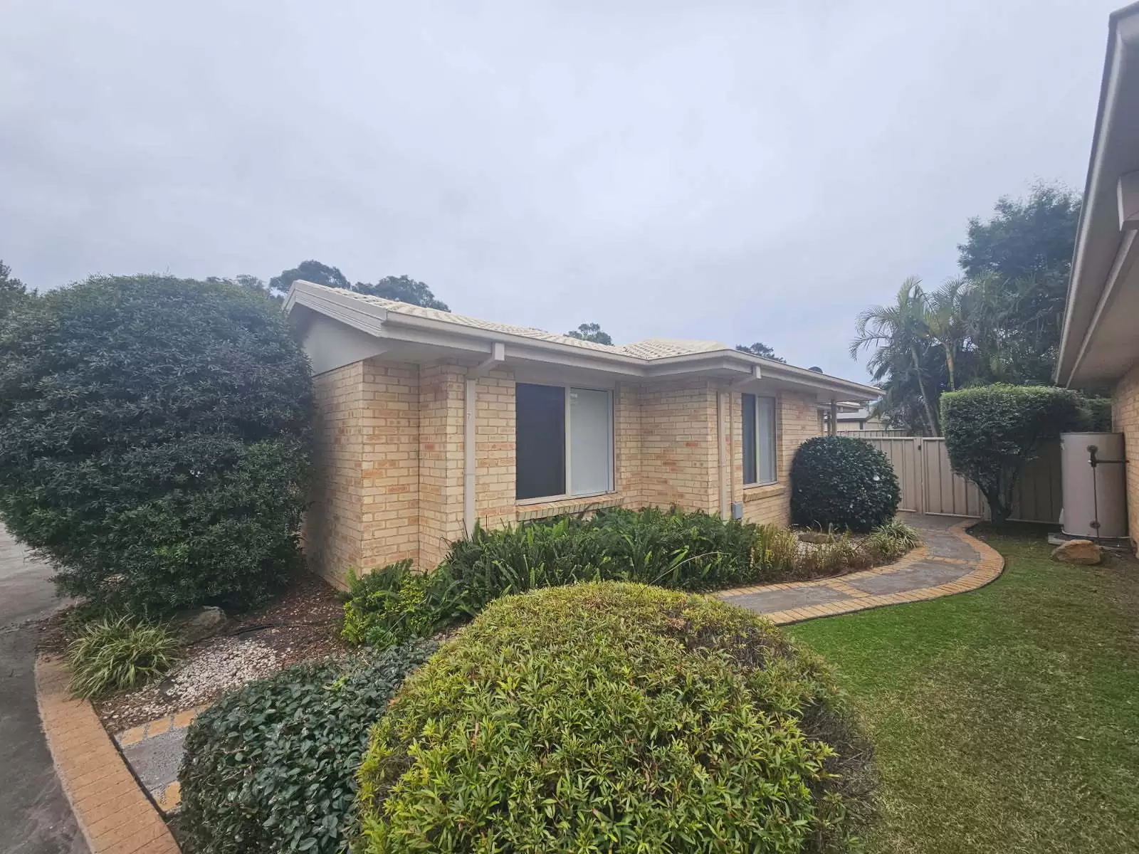 7/22 Mattes Way, Bomaderry For Lease by Integrity Real Estate - image 1