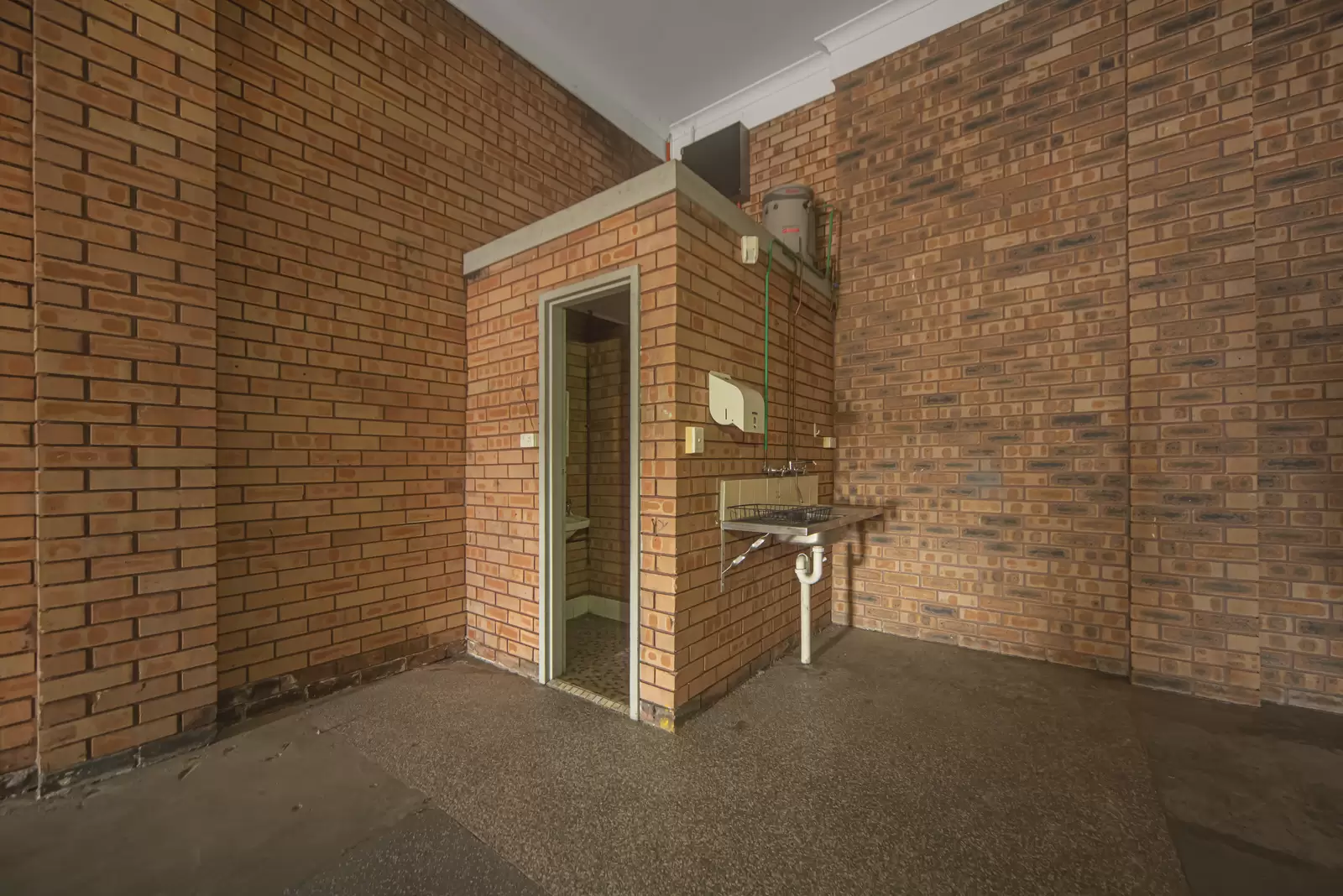 2 & 3/22 Quinns Lane, South Nowra For Lease by Integrity Real Estate - image 4