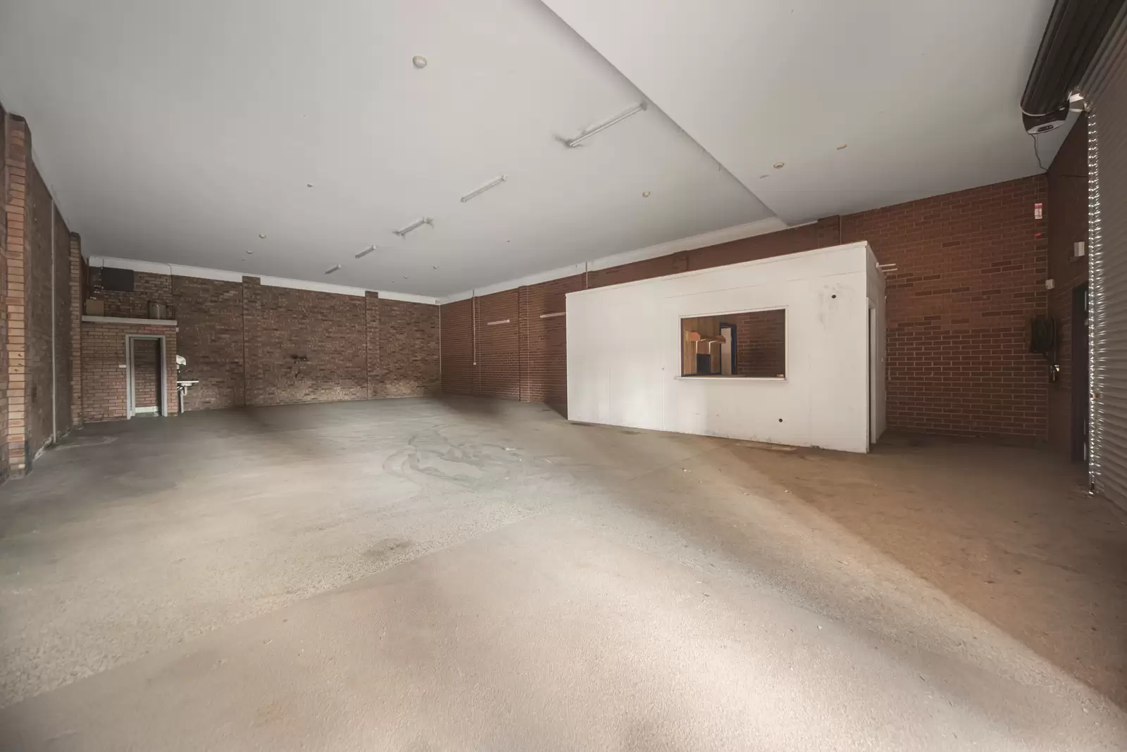 2 & 3/22 Quinns Lane, South Nowra For Lease by Integrity Real Estate - image 2