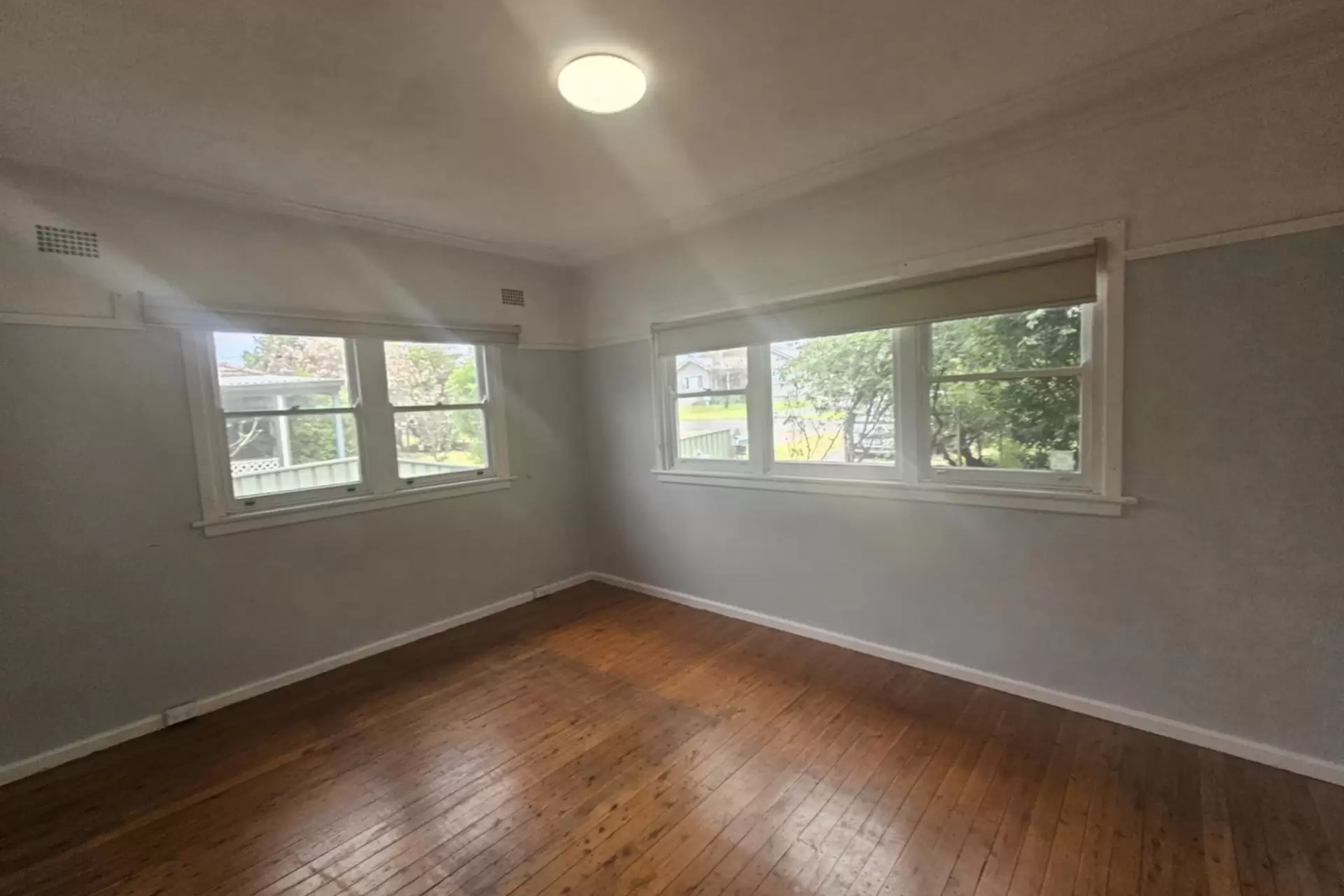 68 Wallace Street, Nowra Leased by Integrity Real Estate - image 4