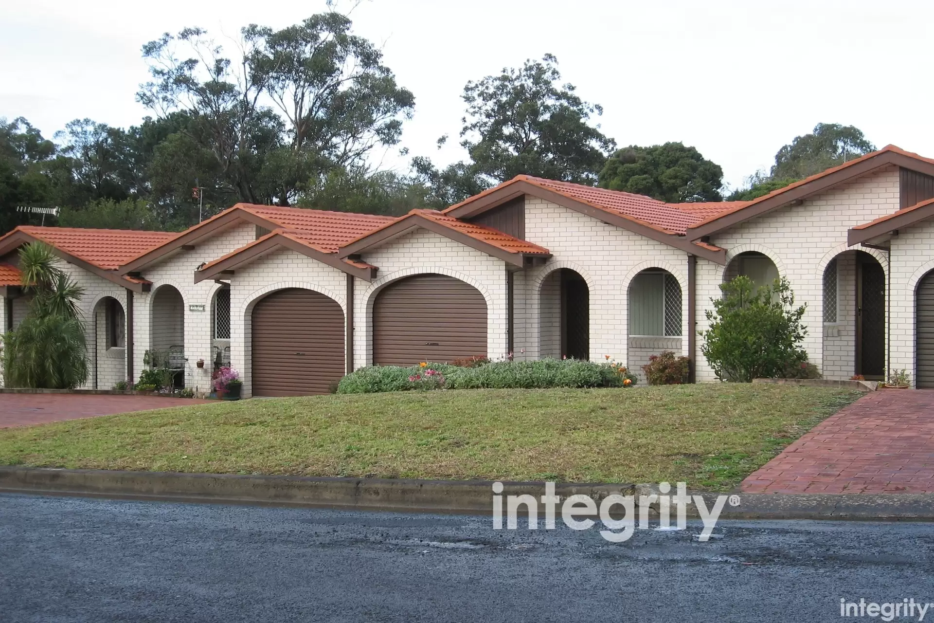 4/1 Harvey Place, North Nowra Leased by Integrity Real Estate - image 1