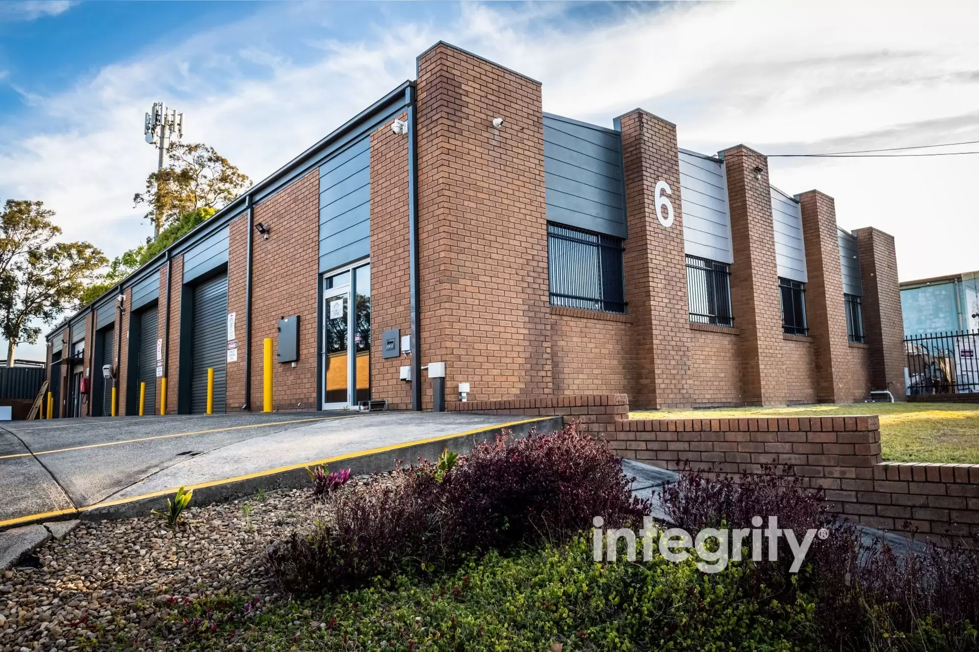 1/6 Victa Way, Bomaderry For Sale by Integrity Real Estate - image 2