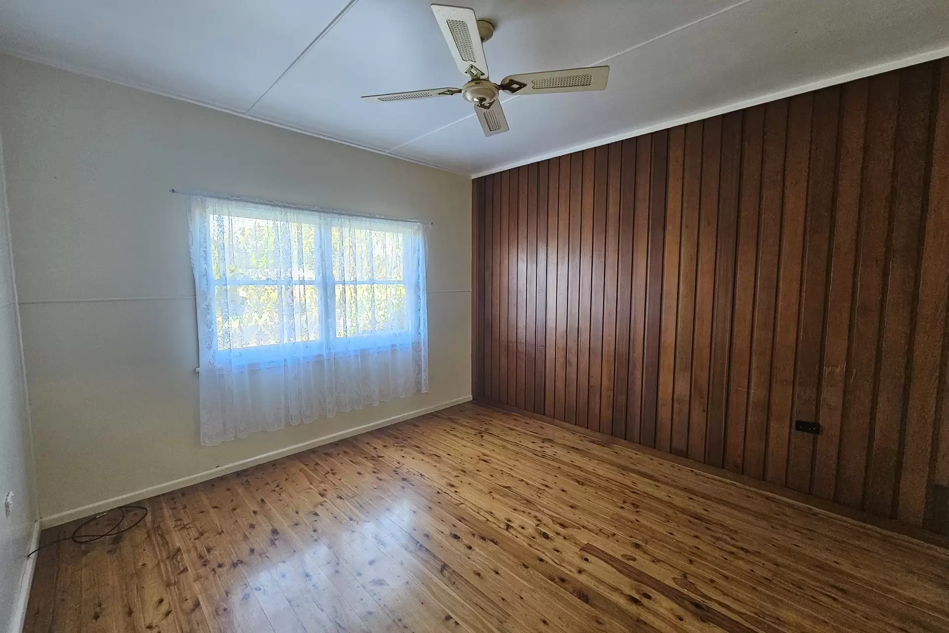 1/3 Turley Avenue, Bomaderry For Lease by Integrity Real Estate - image 2