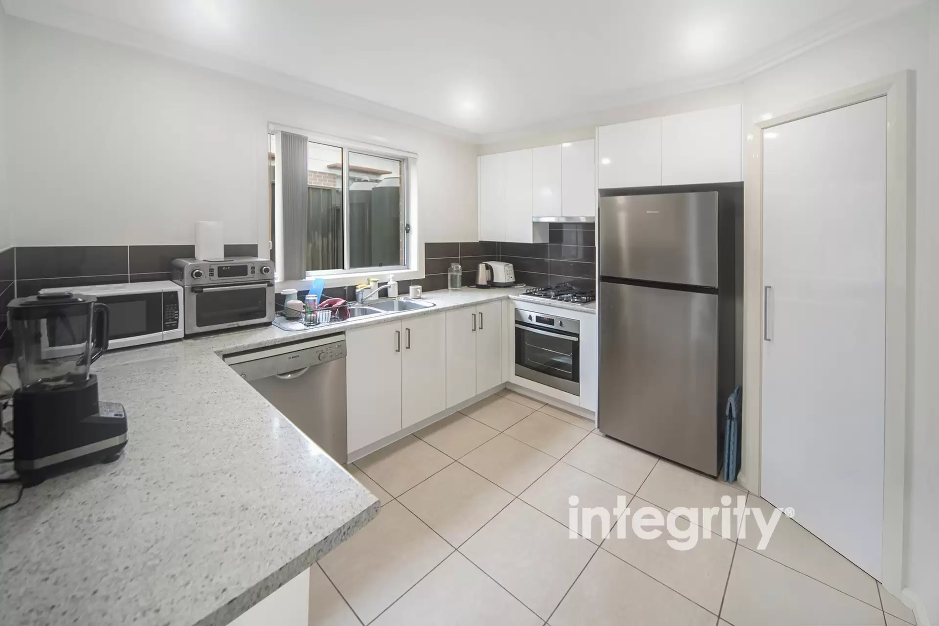 6/81 Page Avenue, North Nowra For Sale by Integrity Real Estate - image 3